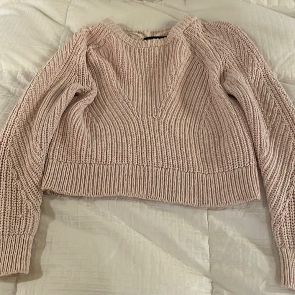 Banana Republic light pink sweater